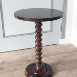 Pedestal table turned wooden foot