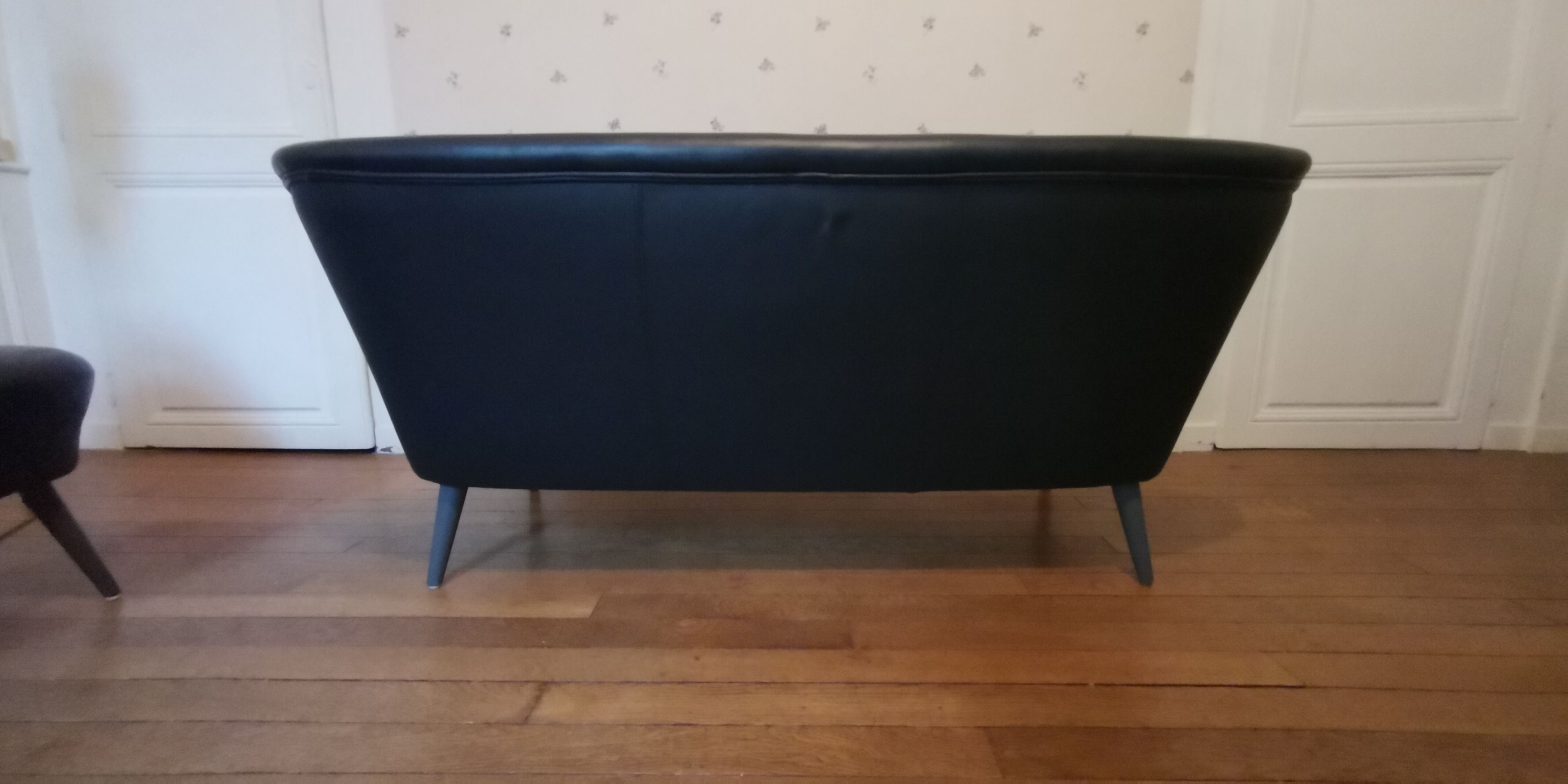 Living room sofa 2 black leather armchairs