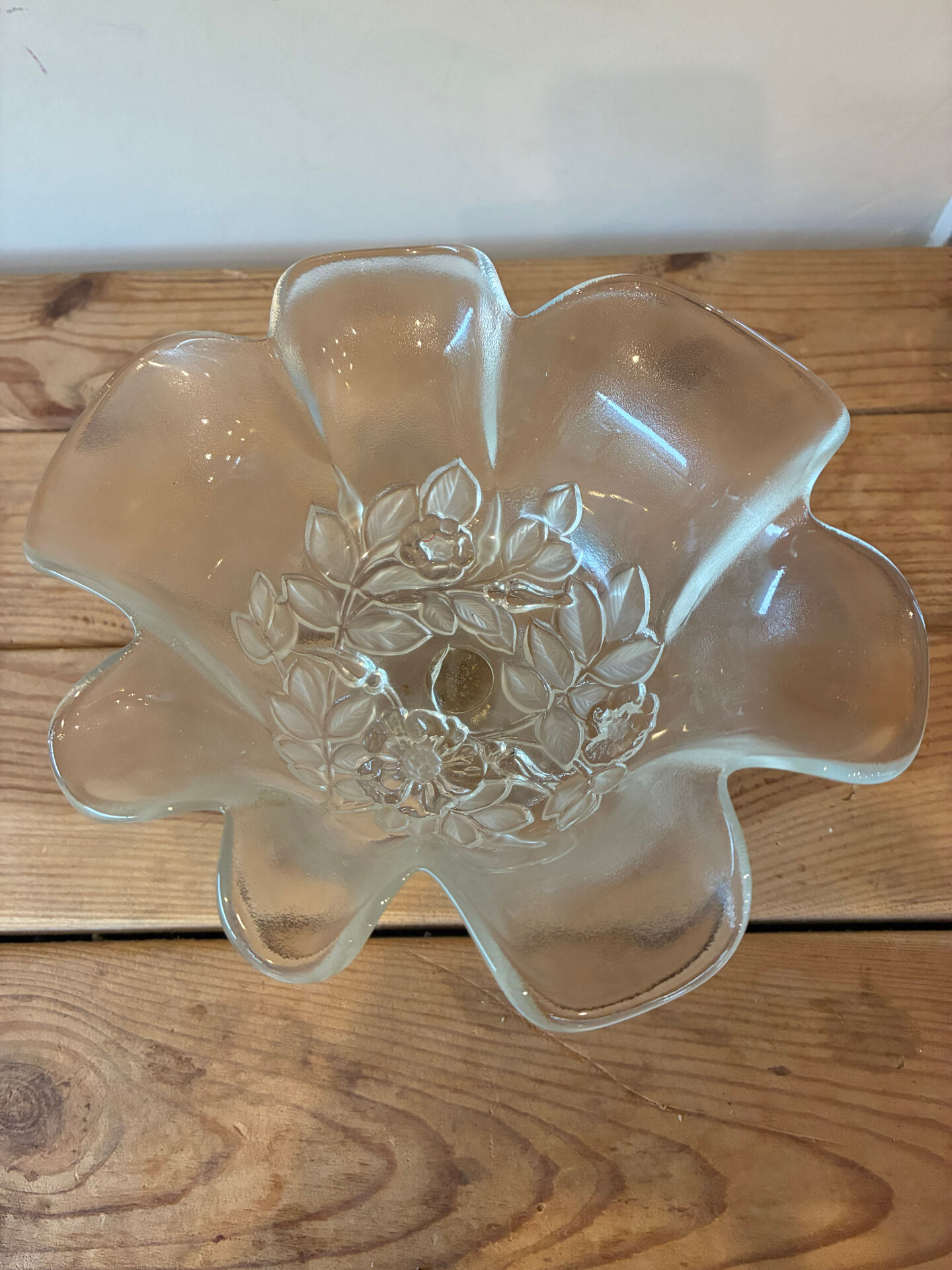 Footed bowl / Vintage frosted moulded glass compote – Corolla shape