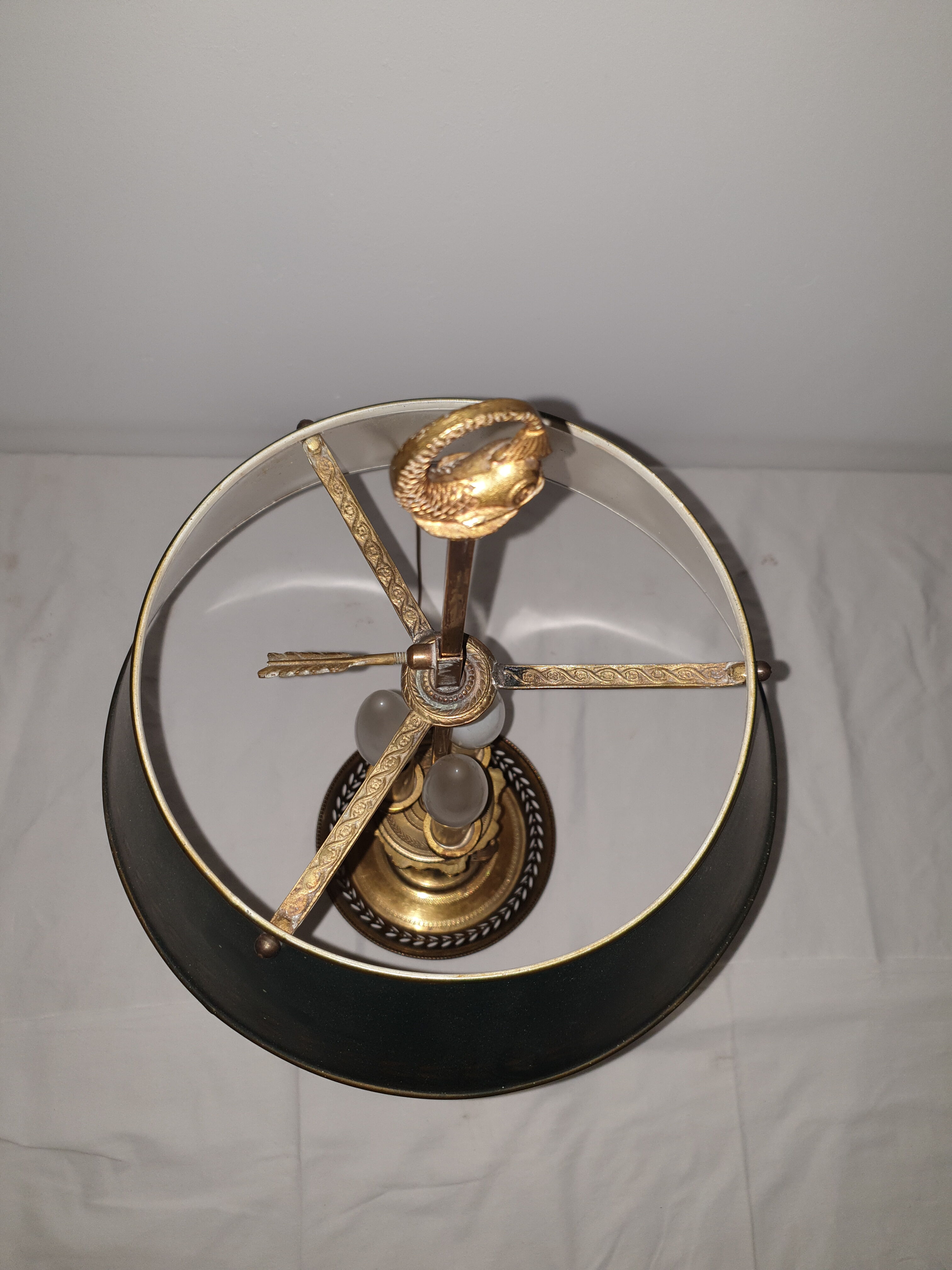 Dolphin hot water lamp