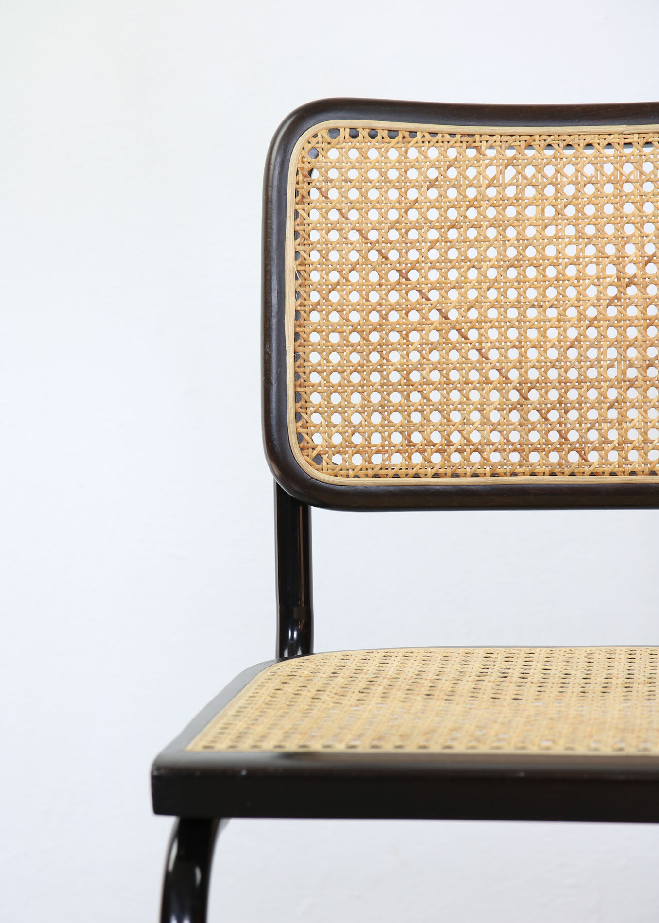 Pair of S32 Cantilever Chair by Marcel Breuer, Dark Edition, 1980s