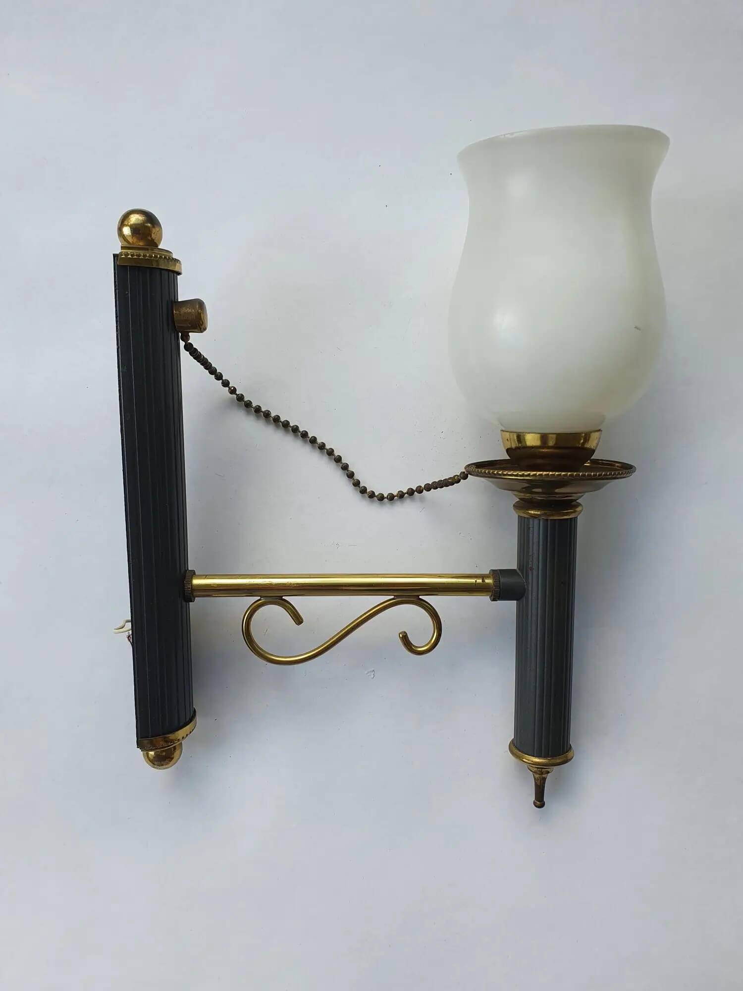 Paire d'appliques murales flambeau noir style Empire maison Lunel années 50