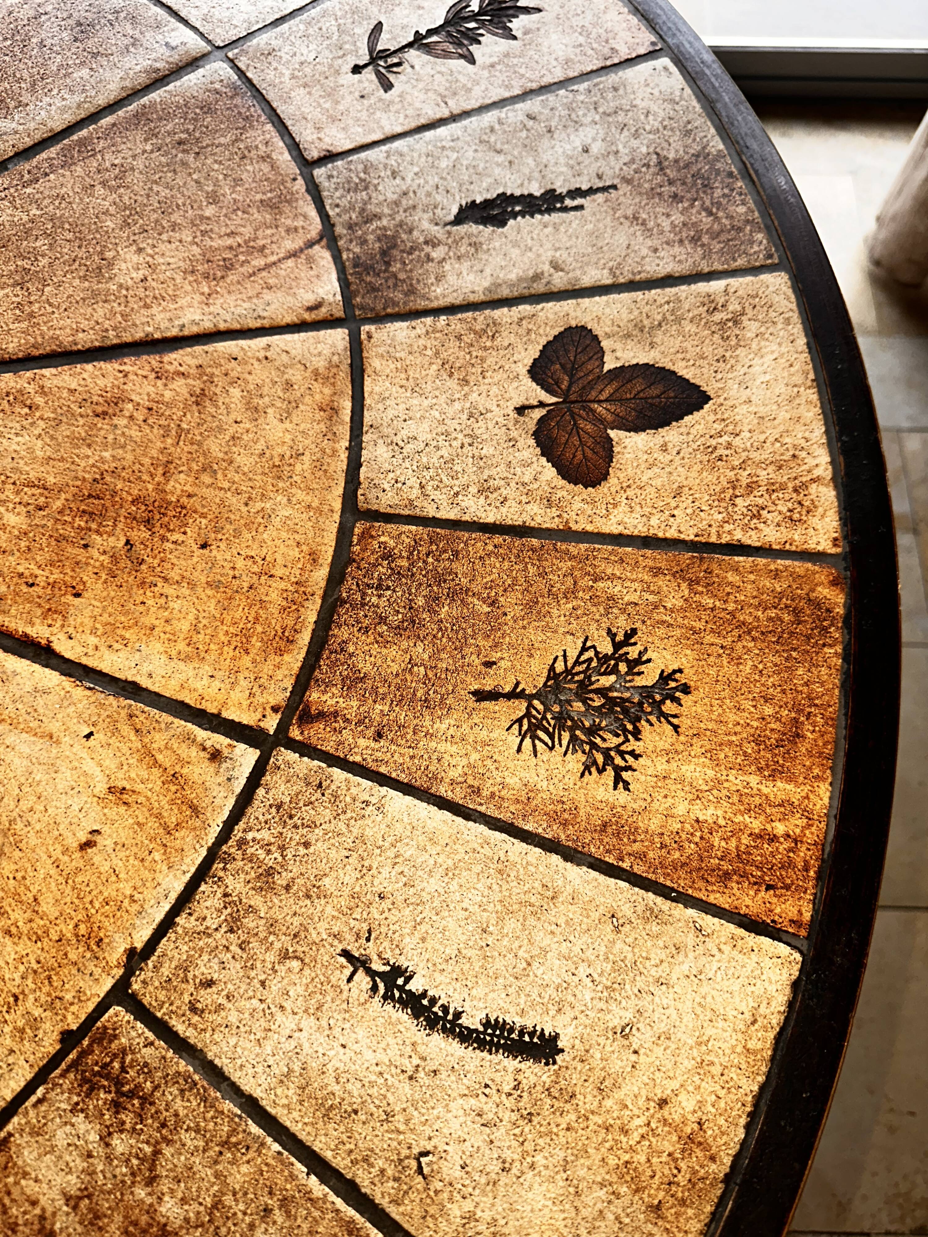 Roger Capron herbarium table