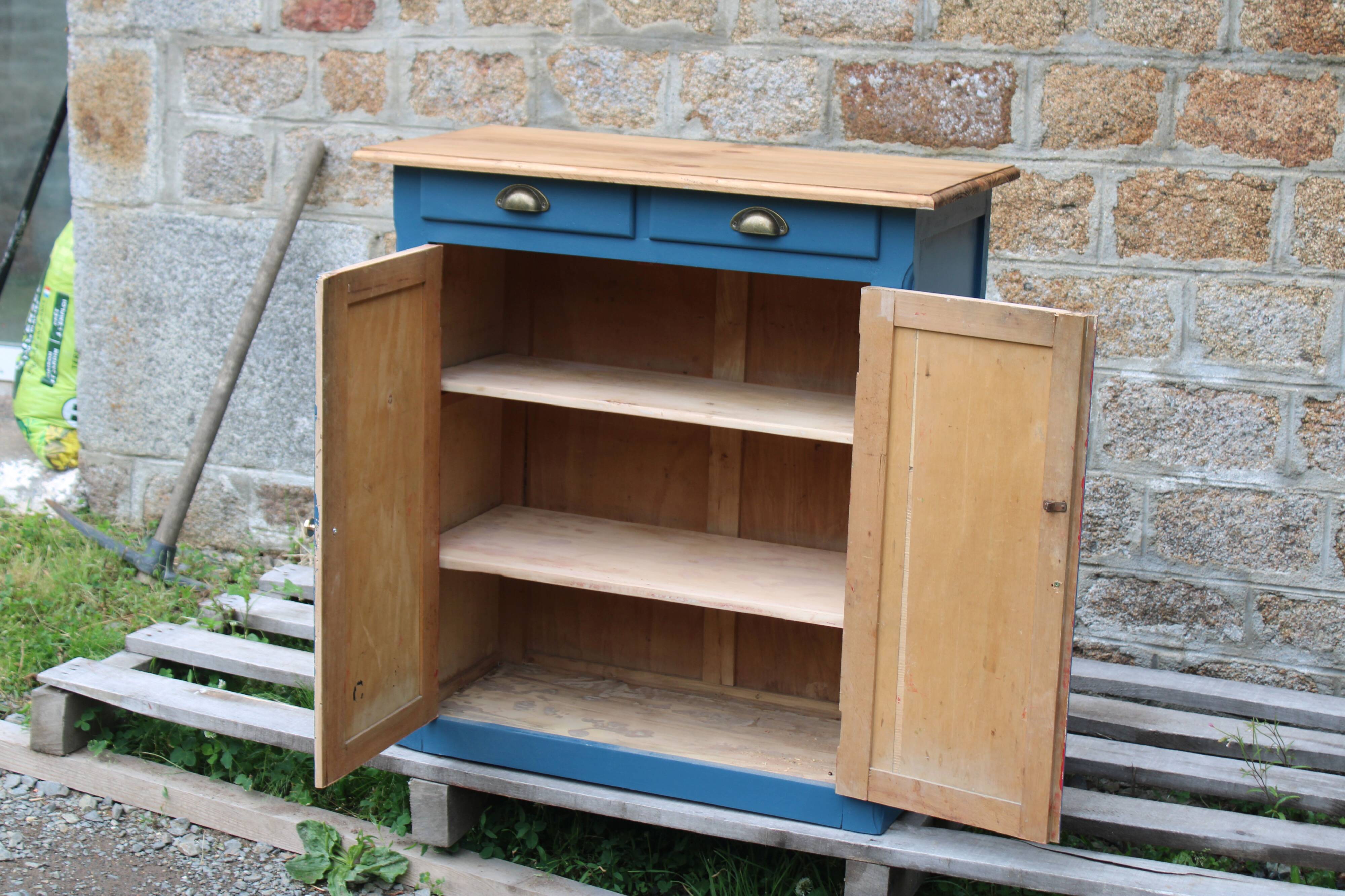 Vintage deep blue Parisian sideboard & natural wood top