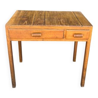 Petit bureau