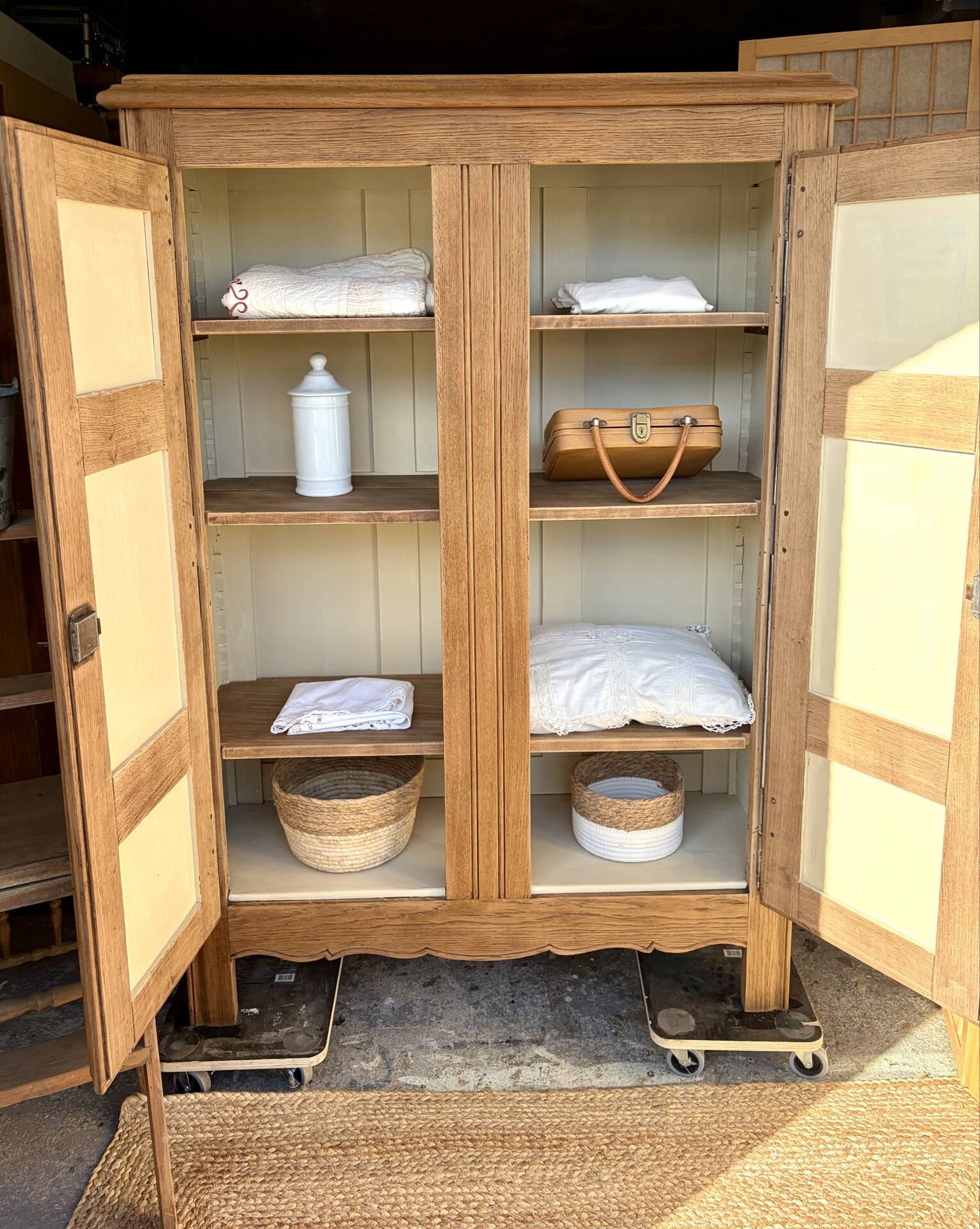 Armoire en chêne 