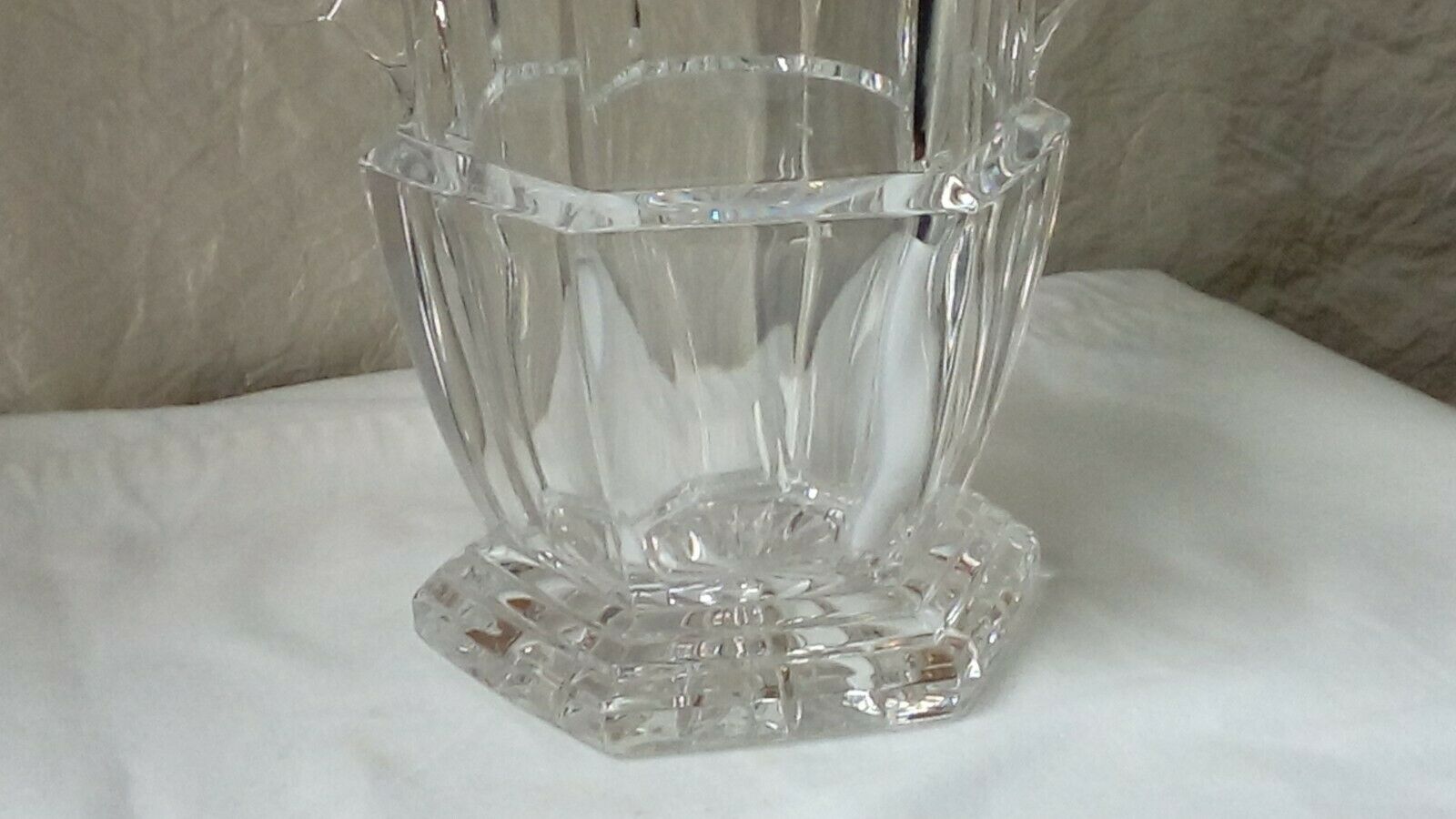 Seau a glacons en cristal a pans coupes