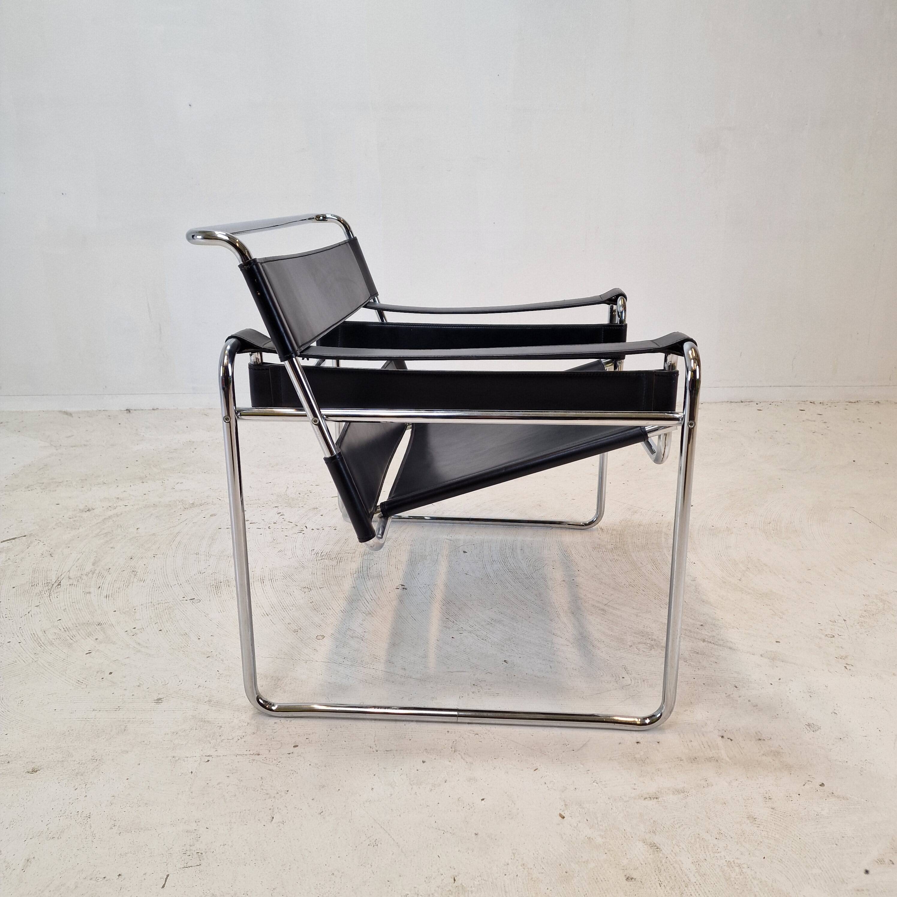 Set of 2 Wassily Chairs by Marcel Breuer