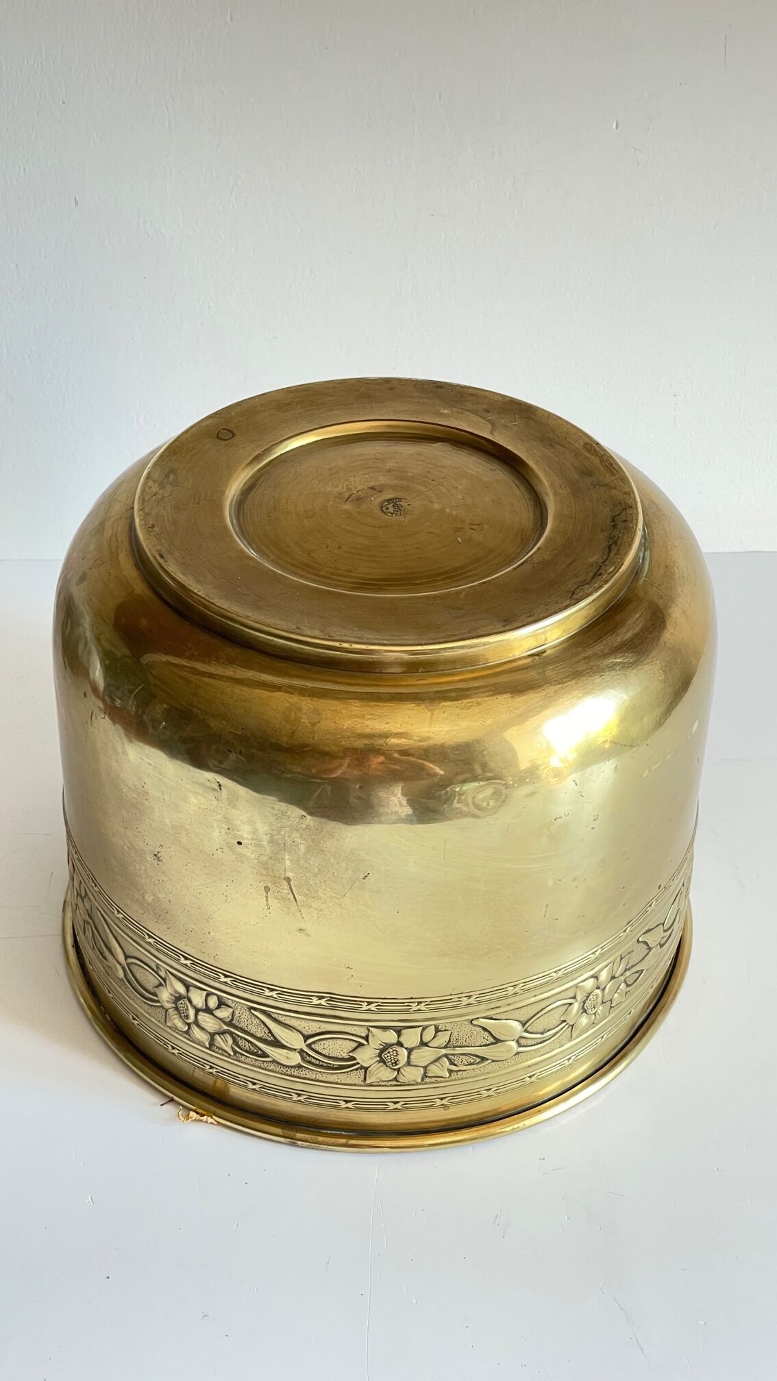 Brass plant pot if Paris 60s