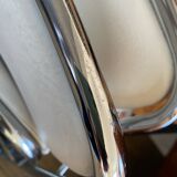 2 white folding chairs Civic