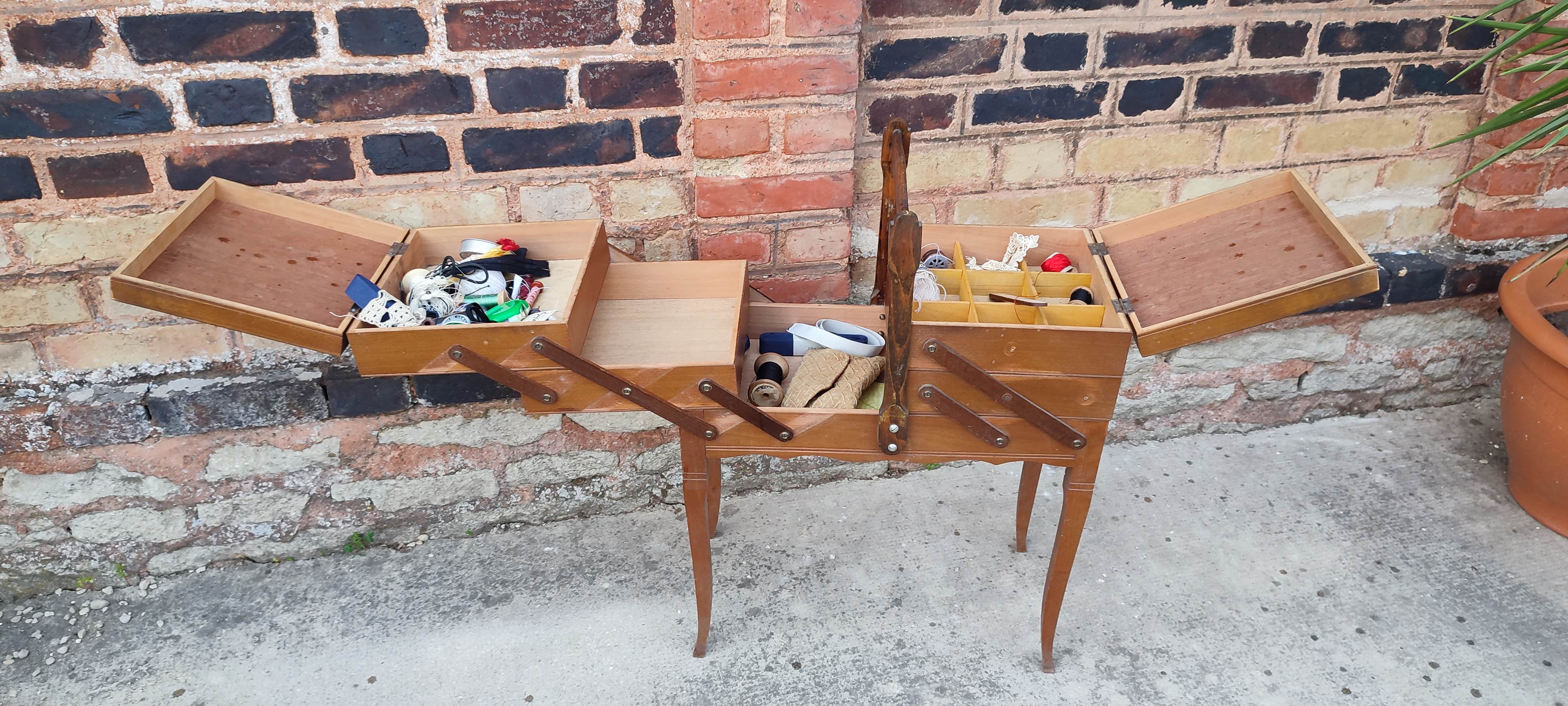 Vintage travs garnie