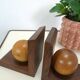 Vintage oude houten boekensteun