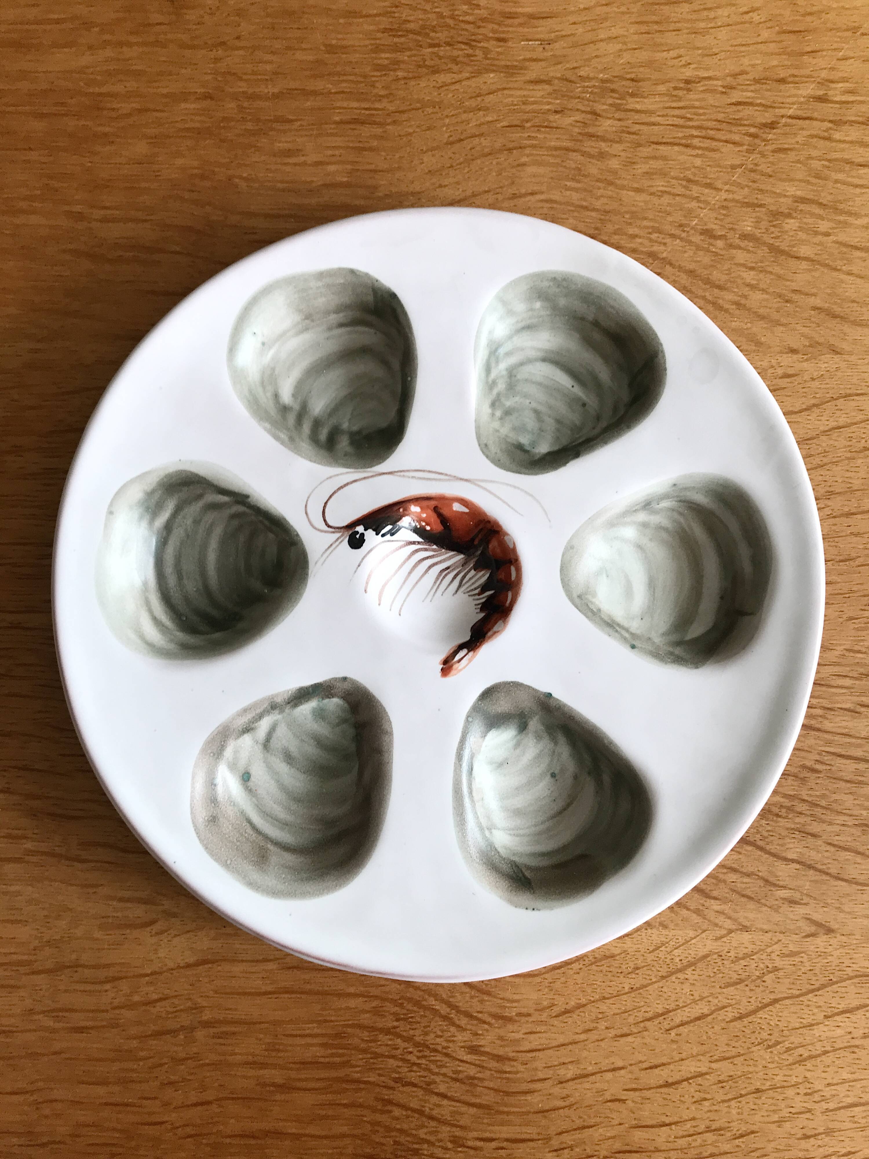 Set of 4 oyster plates Vallauris