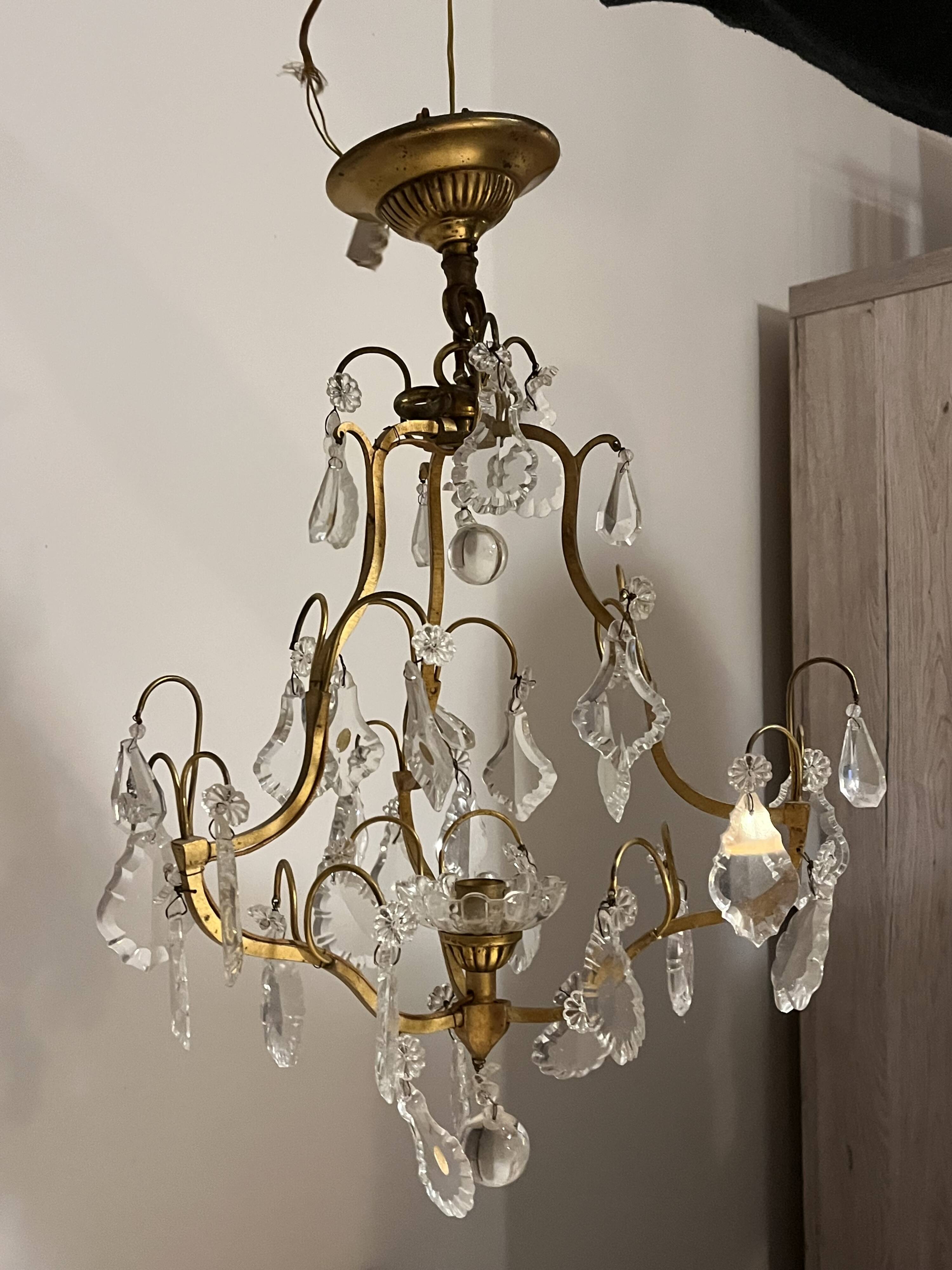 Vintage Czechoslovak brass chandelier with pendants – Bohemian crystal