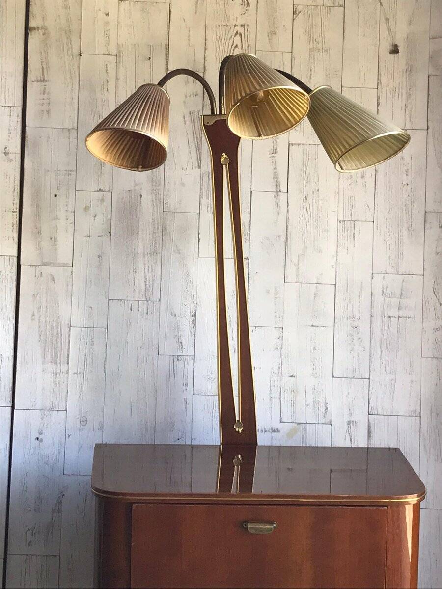 Meuble à boissons Art Déco en noyer marron avec lampe intégrée et laiton, 1950s