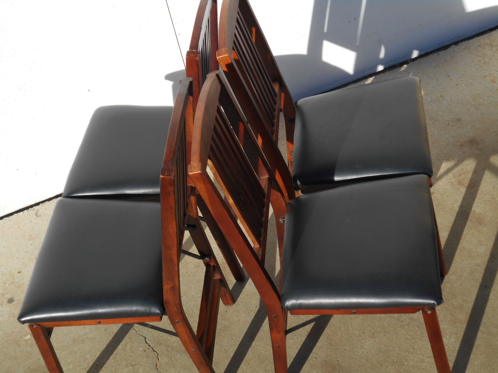 Folding chair in wood and leather, set of 4