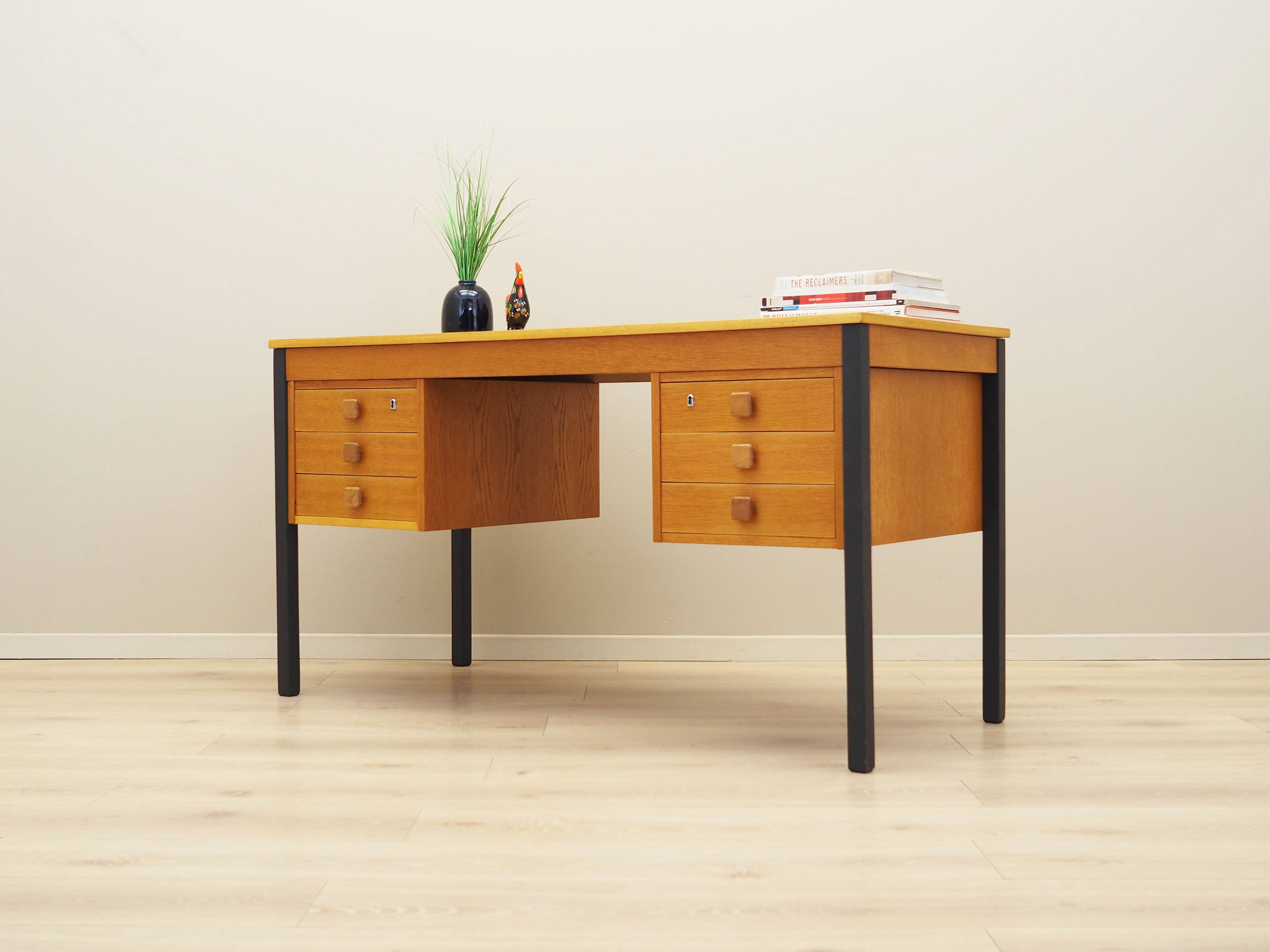 Ash desk, Danish design, 1970s, manufacturer: Domino Møbler