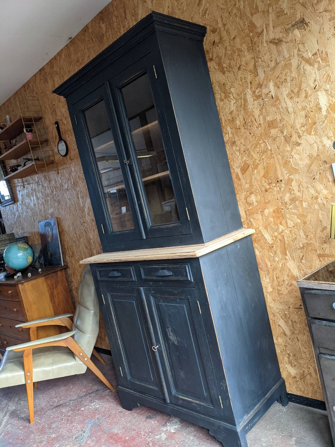 2-body dresser