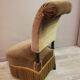 Fauteuil chauffeuse crapaud velours à franges style Napoléon III