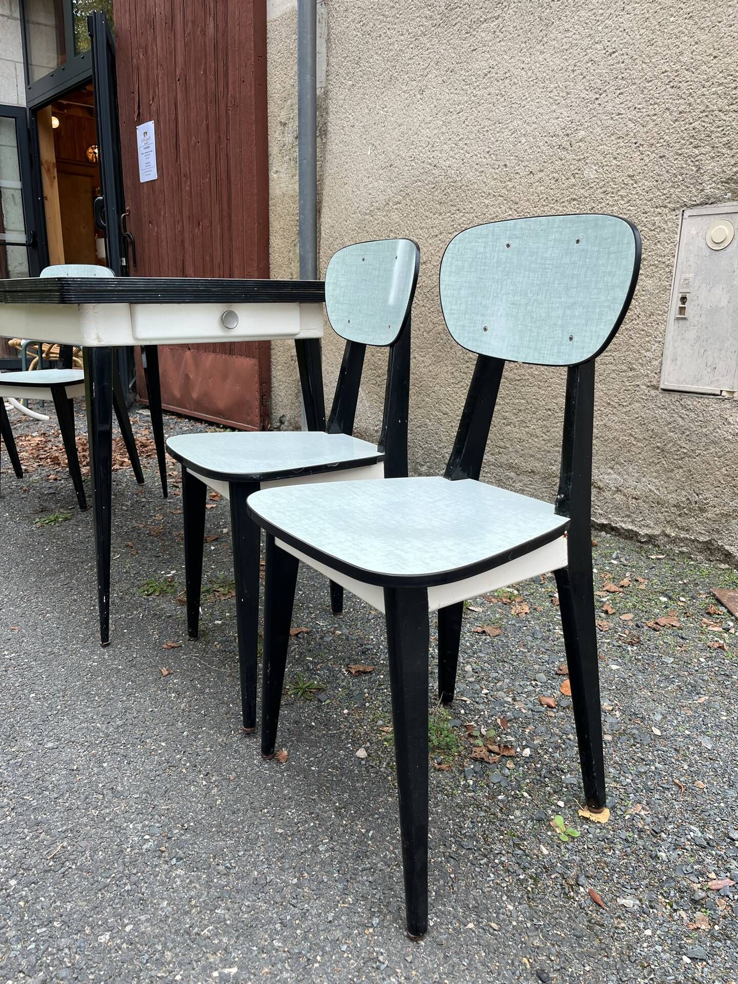Formica table and chairs