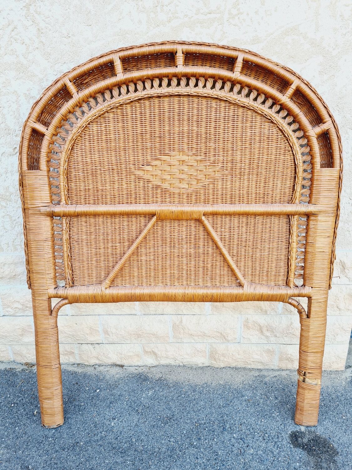 1-seater rattan headboard