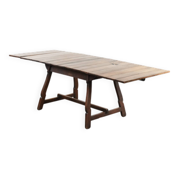 Table à manger extensible suisse antique en chêne du milieu du XIXe siècle