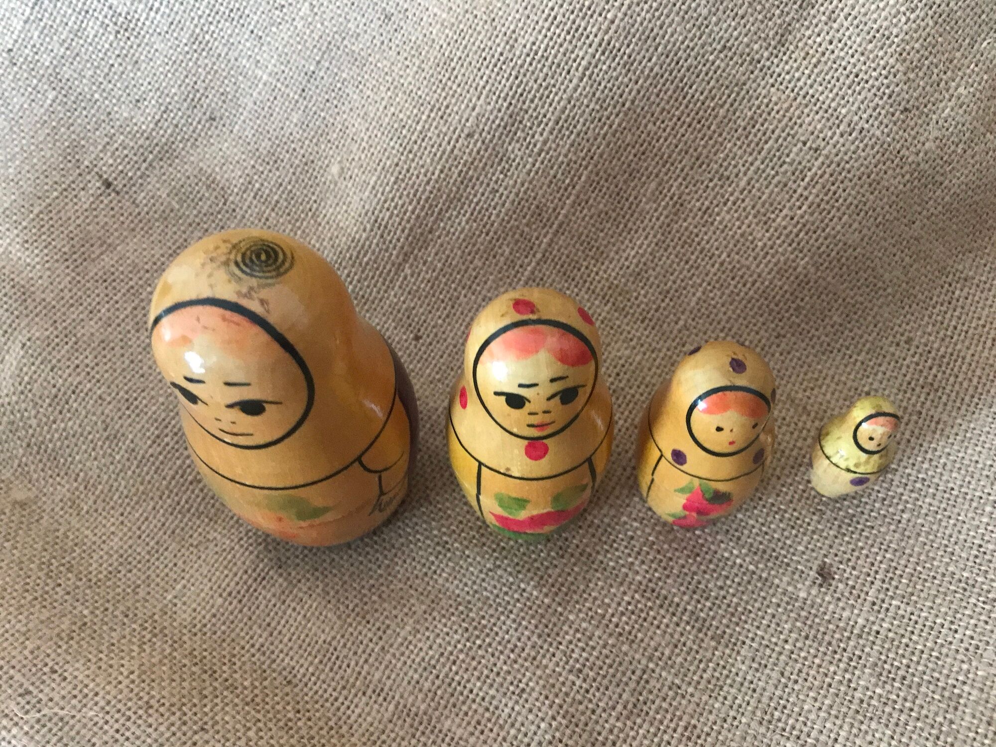 Lot de 5 anciennes poupées russes gigognes Matriochka. (Gebraucht) in