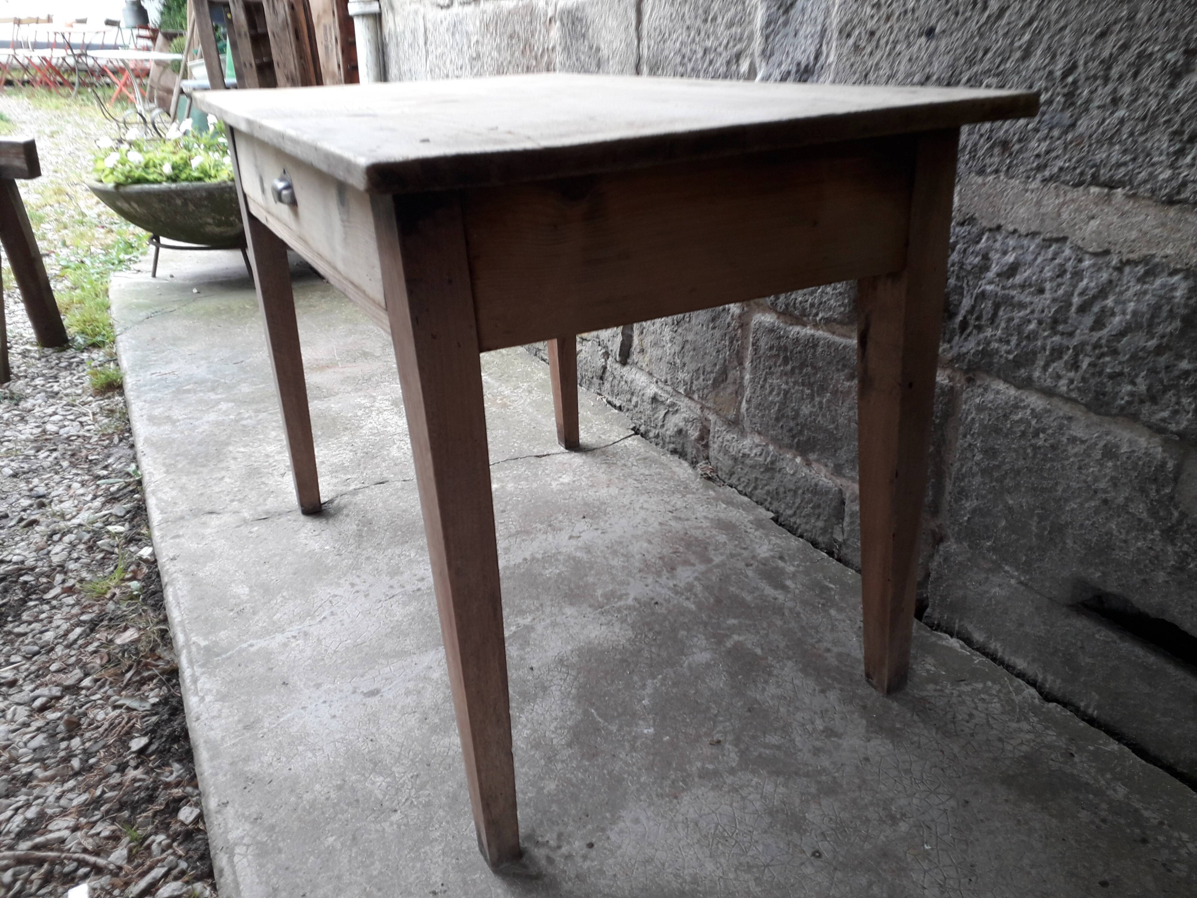 Rustic farmhouse table 115 cm