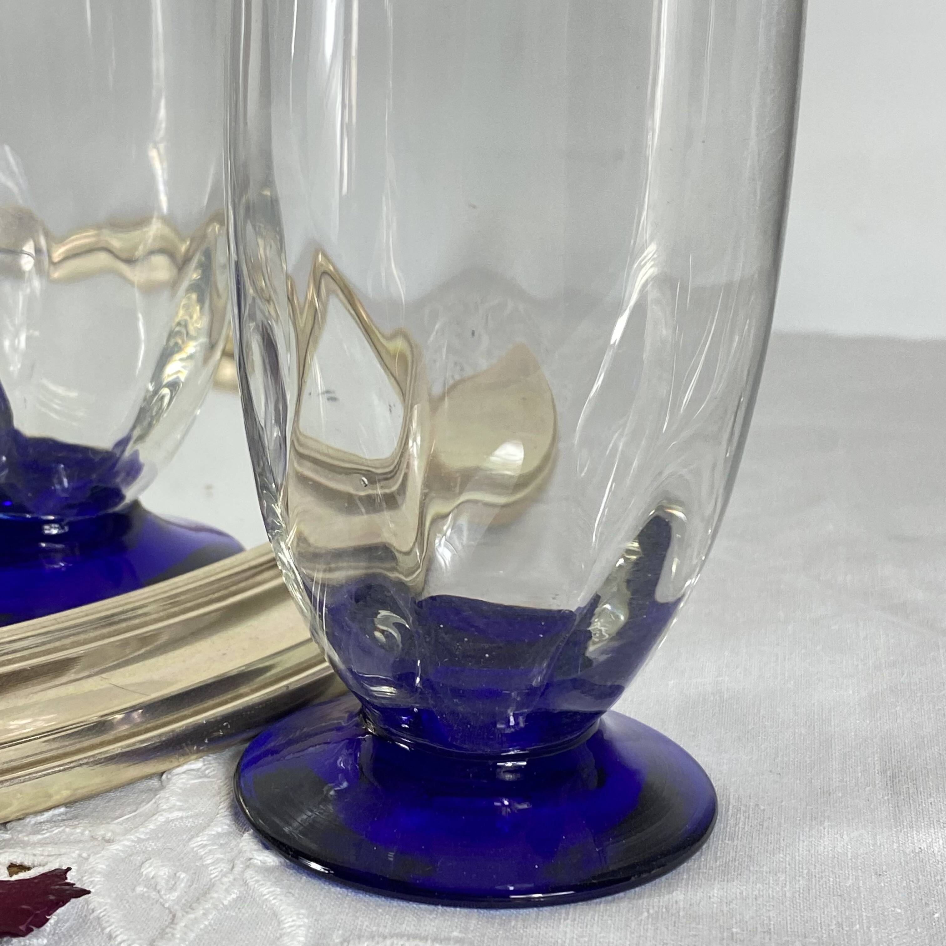 6 Art Deco glasses with blue stems, 16 cl.