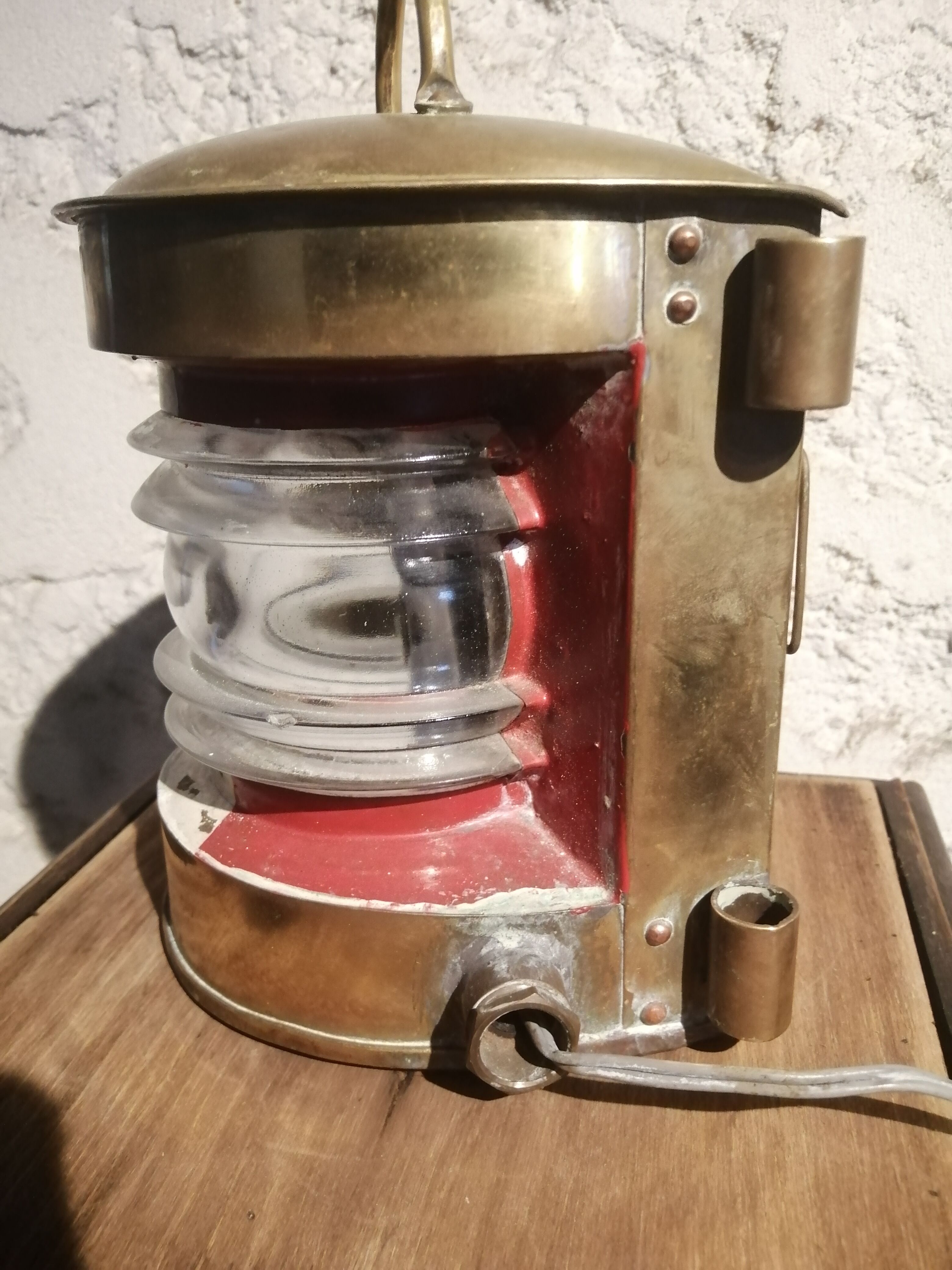 Navy lamp in brass LDF