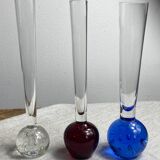 Trio de vases type soliflore en verre pieds boule
