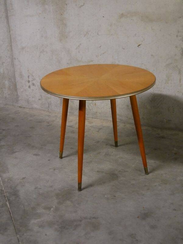 Scandinavian side table - Vintage 1960
