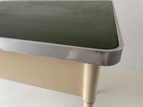 Bureau de médecin d'hôpital industriel Art déco avec tiroir, années 1940, Allemagne