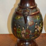 Asian vases in partitioned bronze