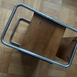 Table de chevet fonctionnaliste