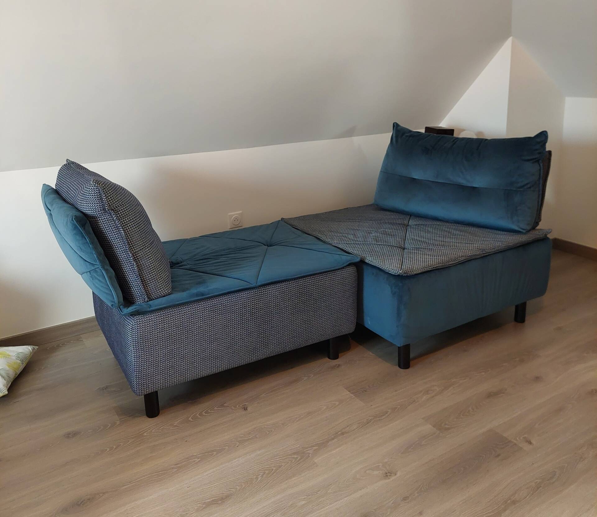 1 lot de 2 fauteuils design modulaires