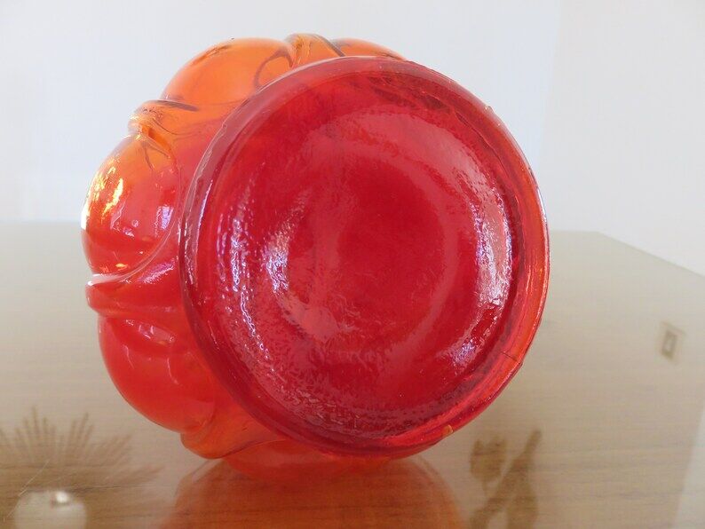 Empoli Italy decanter in orange structured glass 60s 70s