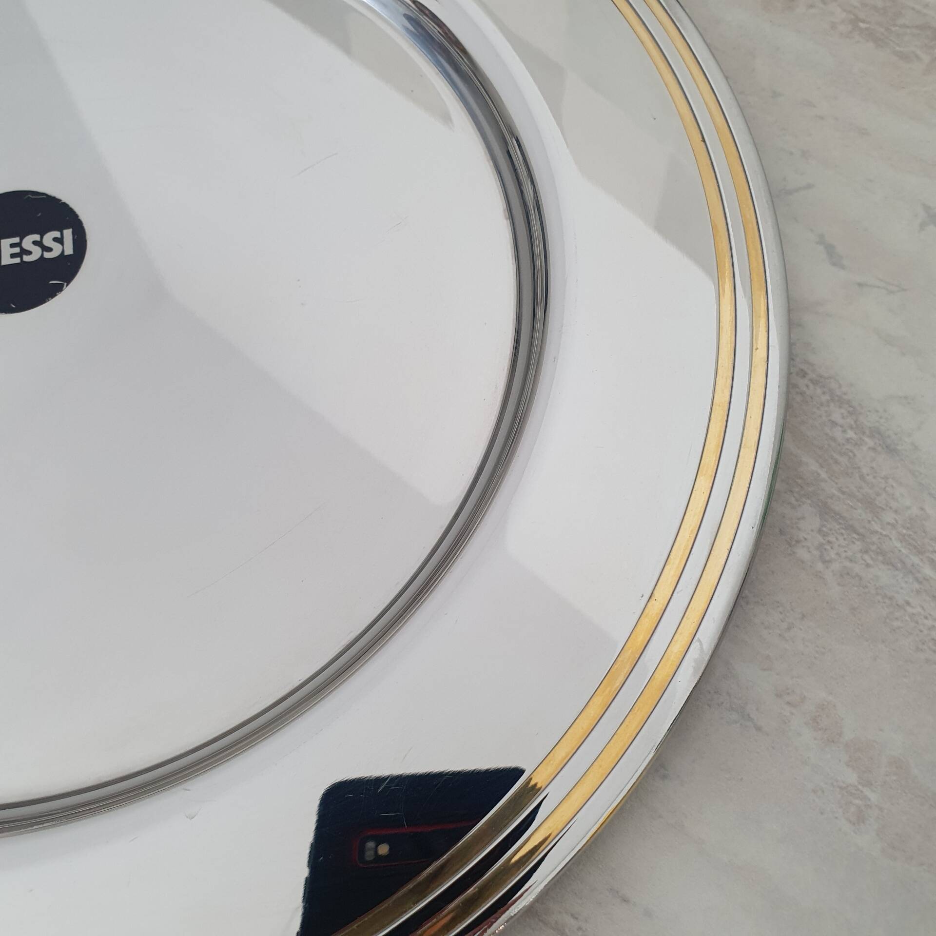 Alessi Ettore Sottsass / Assiette de service inox 18/10 et doré NG5100