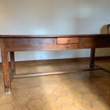 Farm table