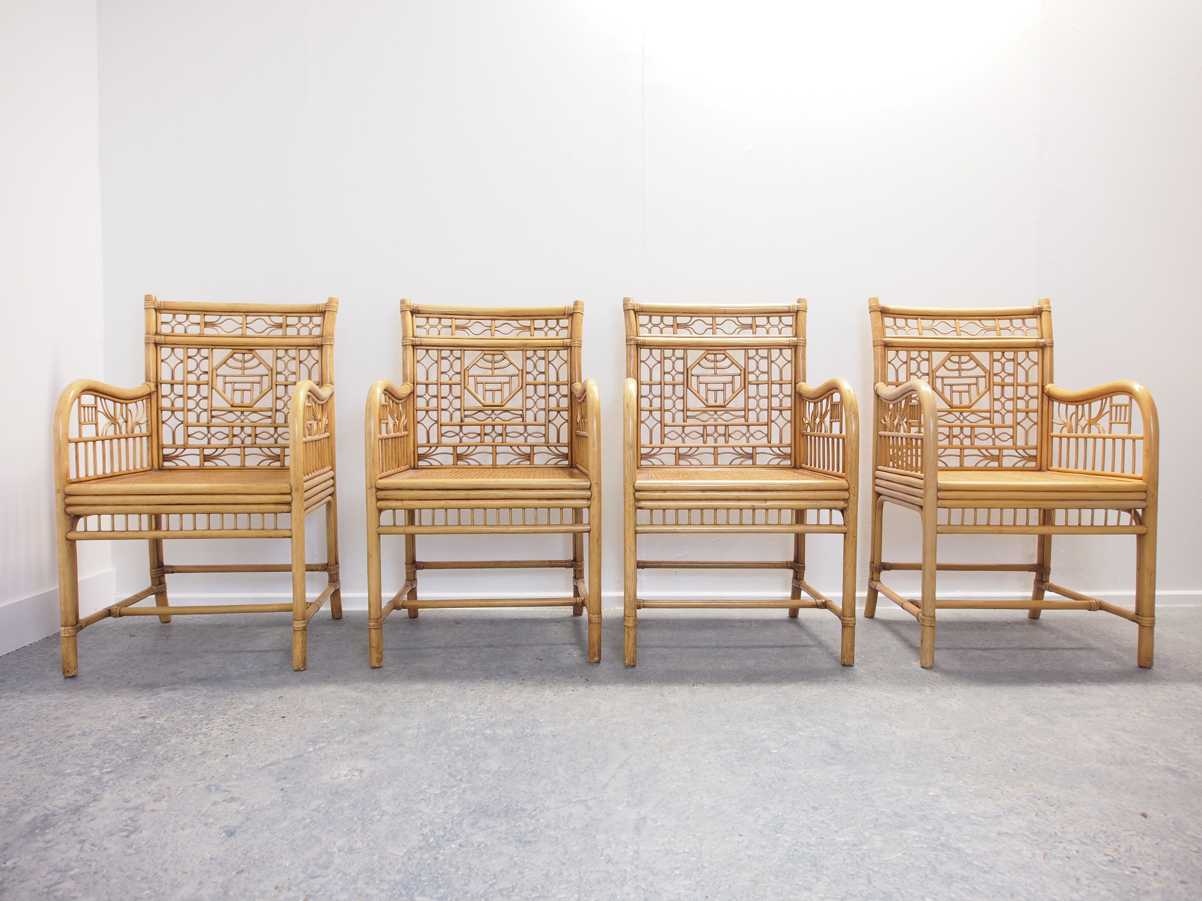 Set of 4 vintage oriental rattan chairs