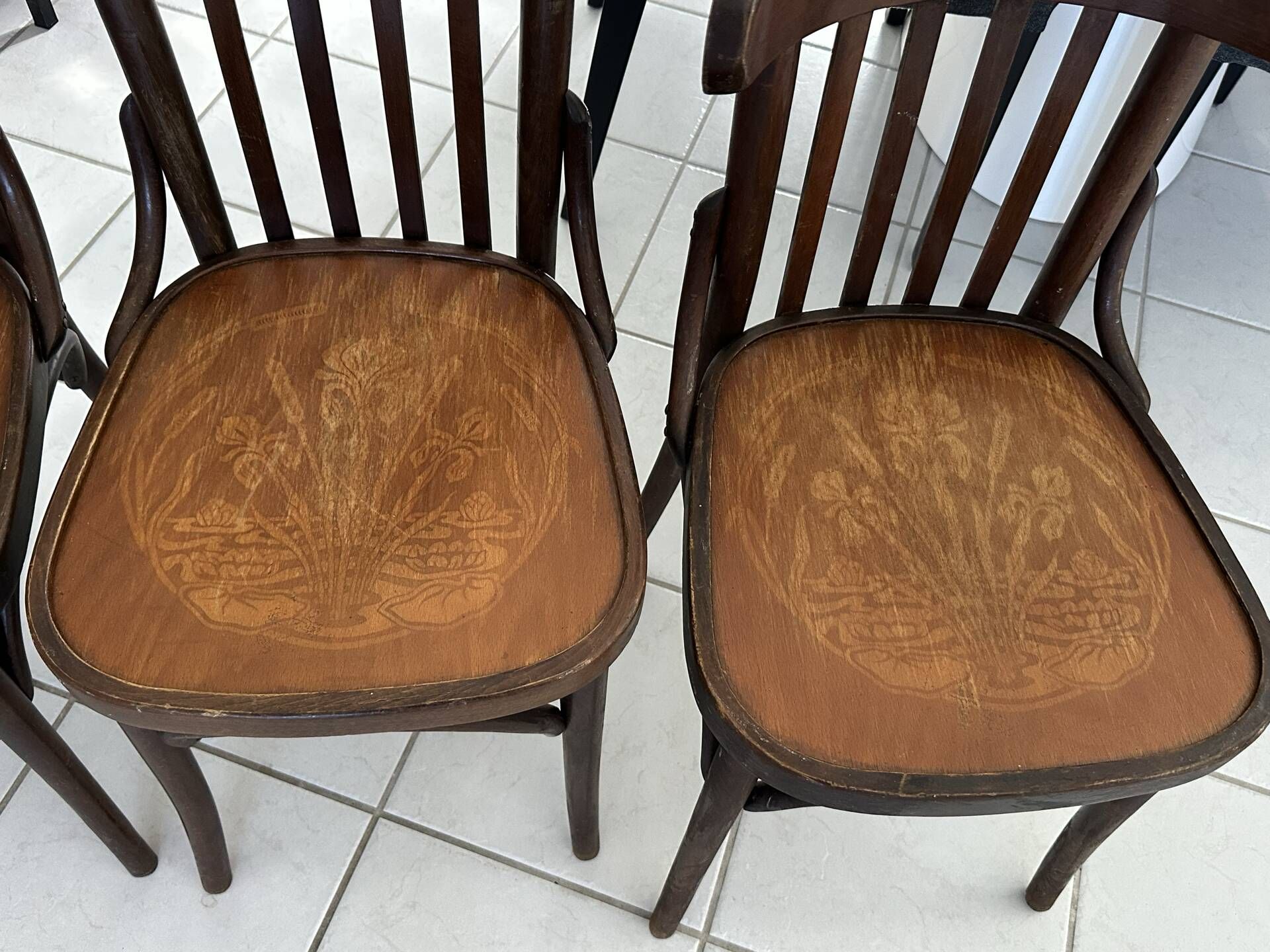 Set of 4 vintage bistro chairs from the 1960s.