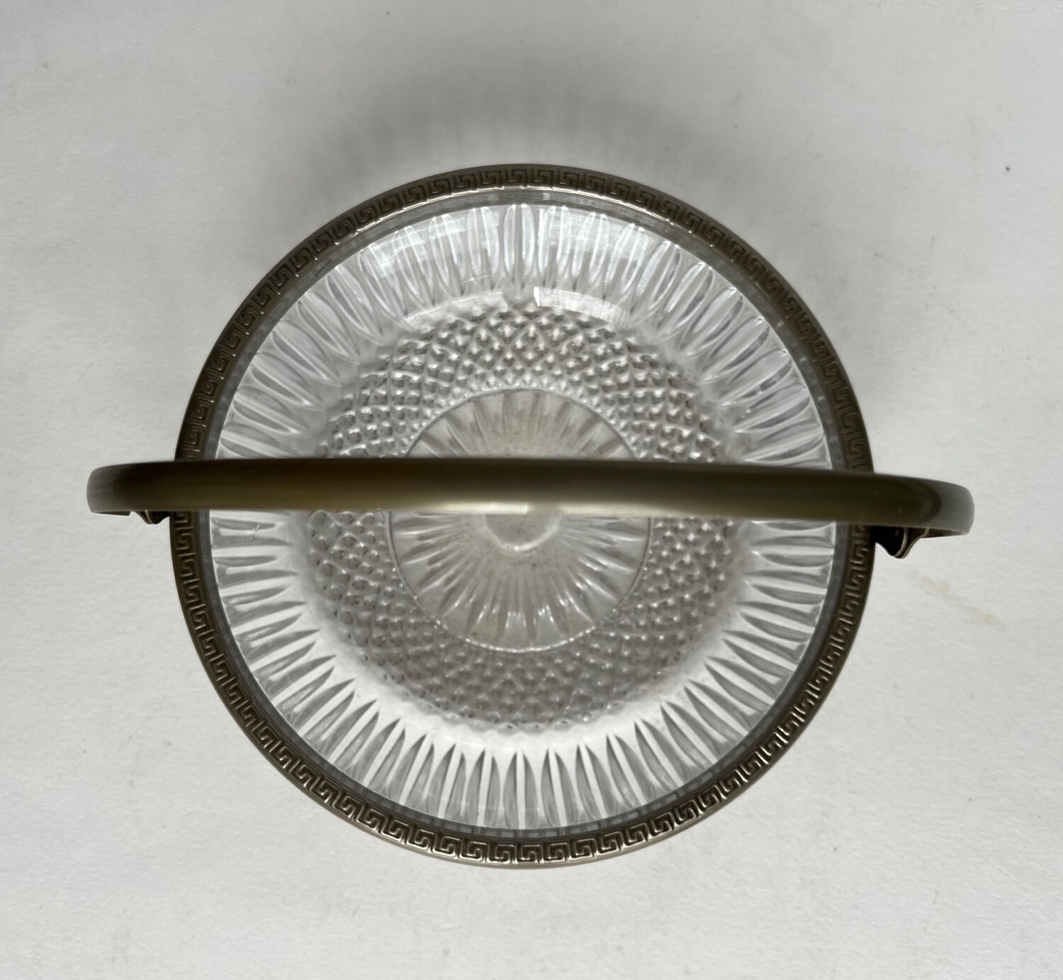 Empty cup glass pockets