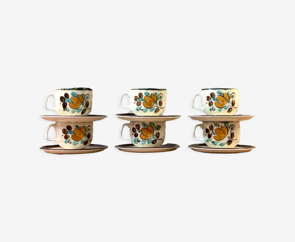 6 tasses et soucoupes Boch