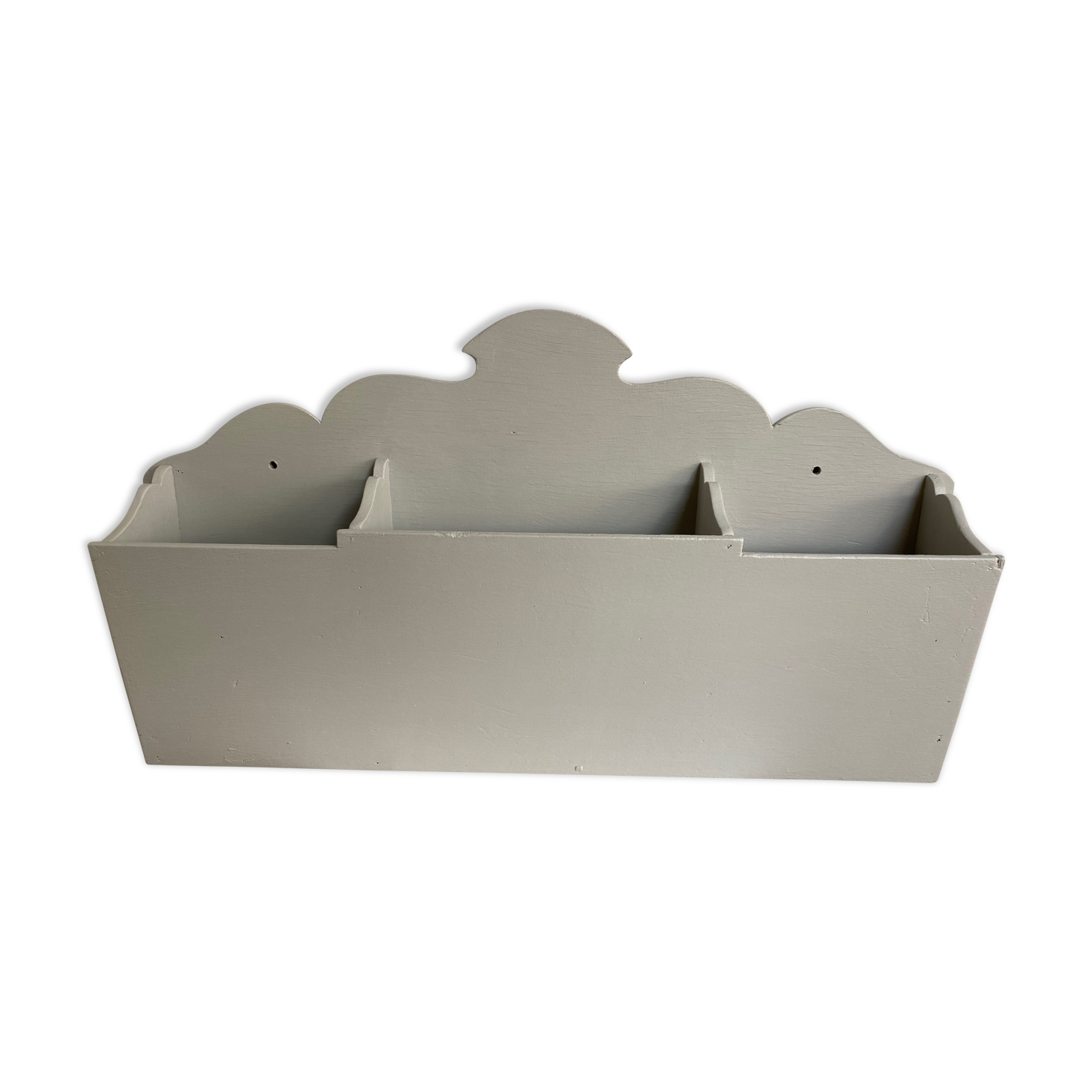 Compartmentalized shelf, mail storage