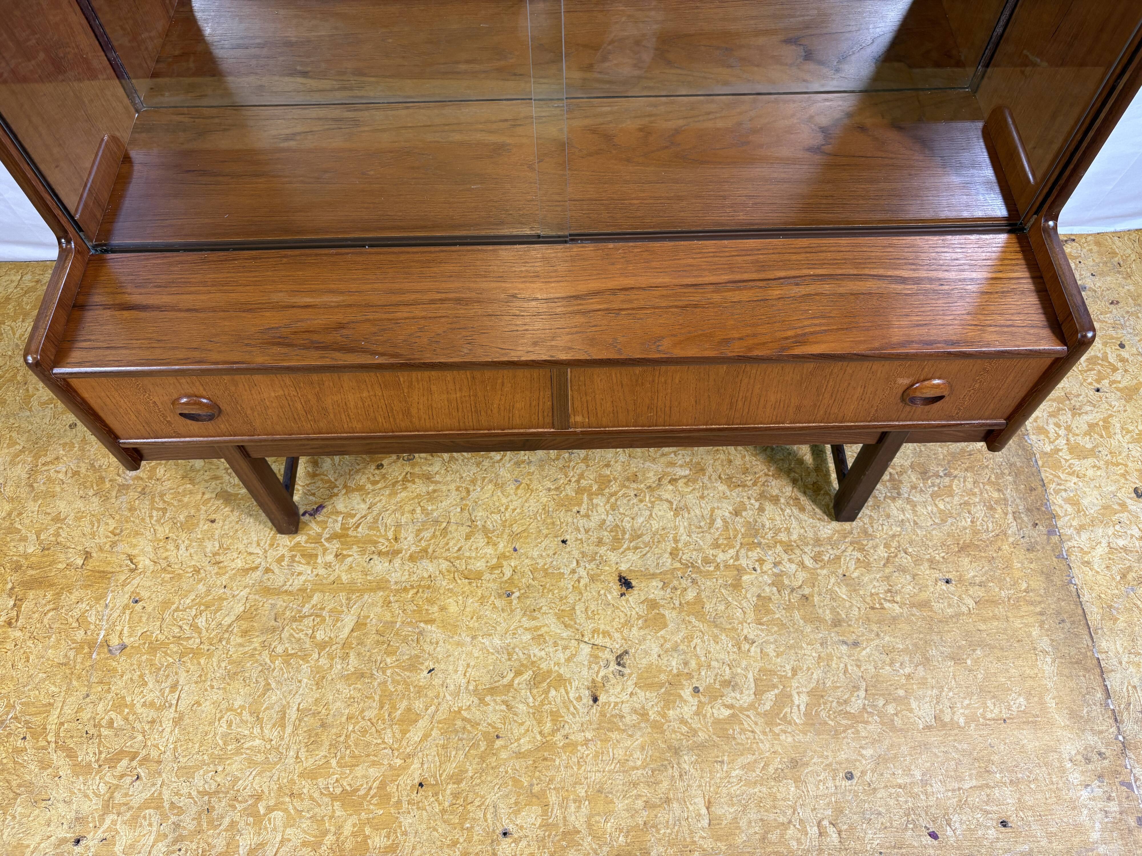 Mid-Century Vintage Turnidge of London Teak Display Cabinet (1960s–1970s)