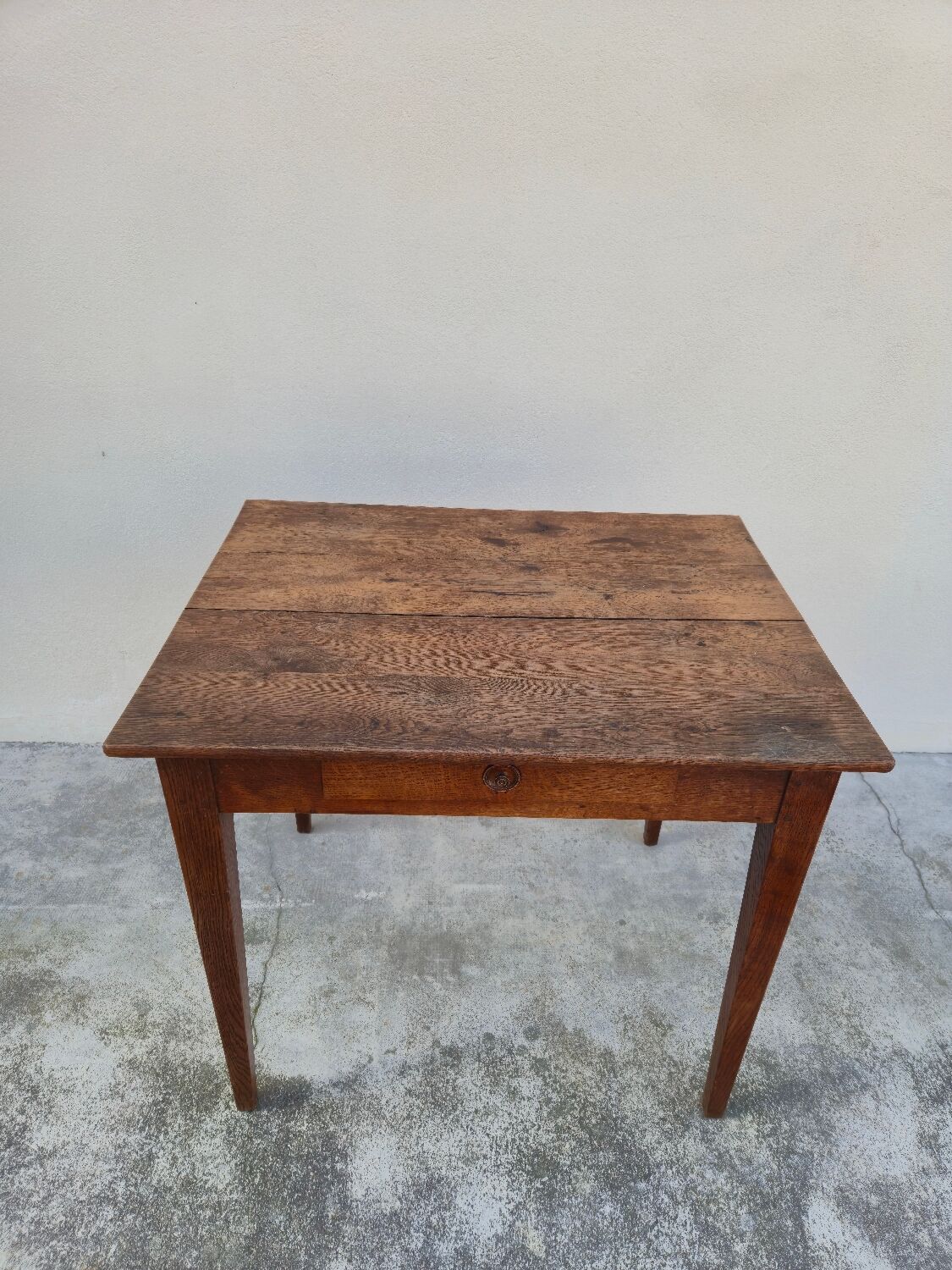 Antique rustic farmhouse table in solid oak, circa 1900s - 84cm