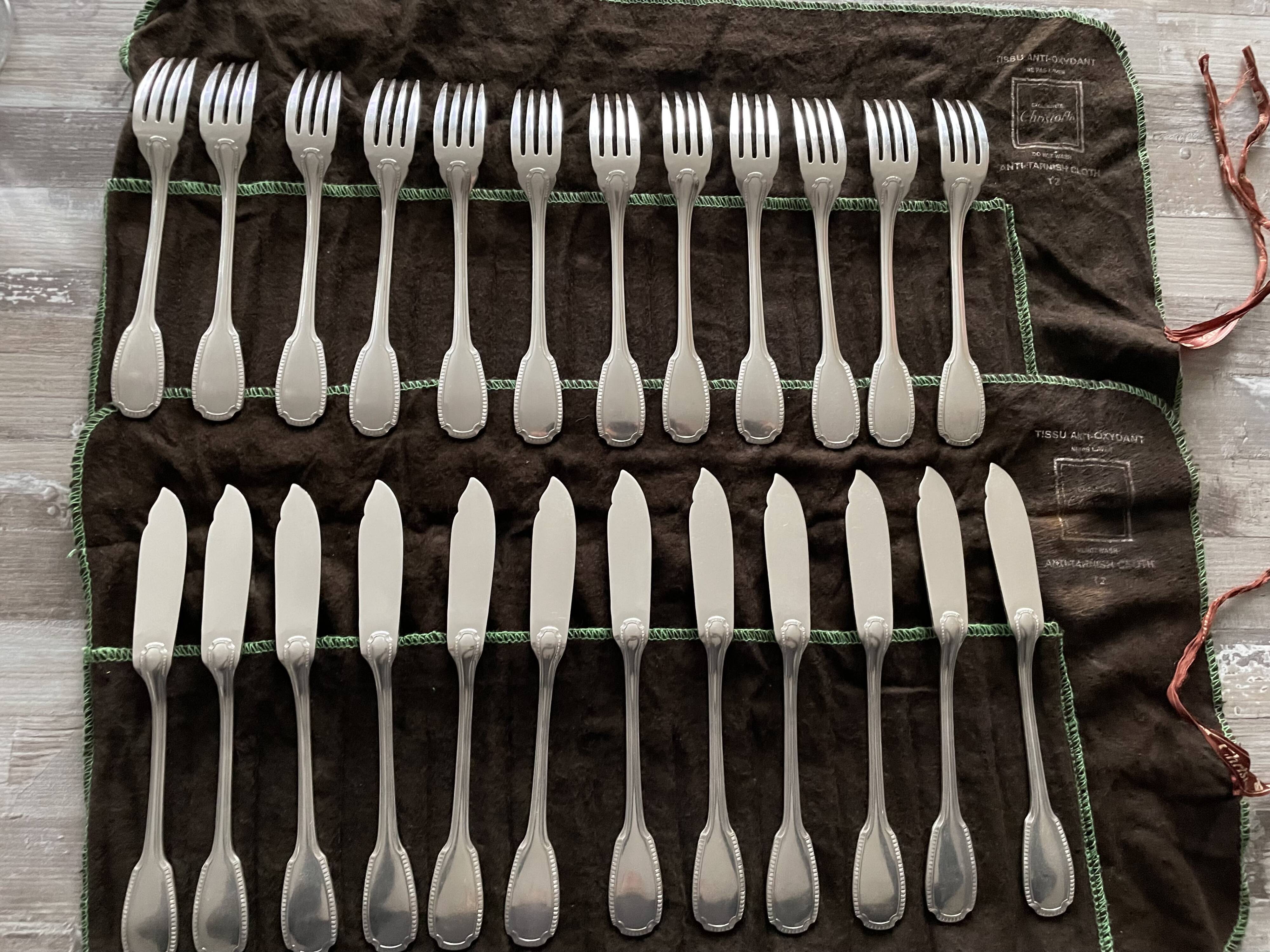 12 Christofle forks and 12 knives – Silver plated