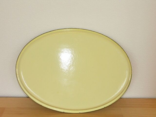 Flat oval 37, 5x27, 5 enamelled steel vintage 50/60