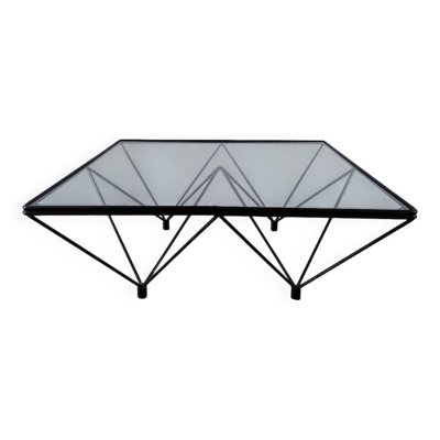 Table basse en verre et structure métal