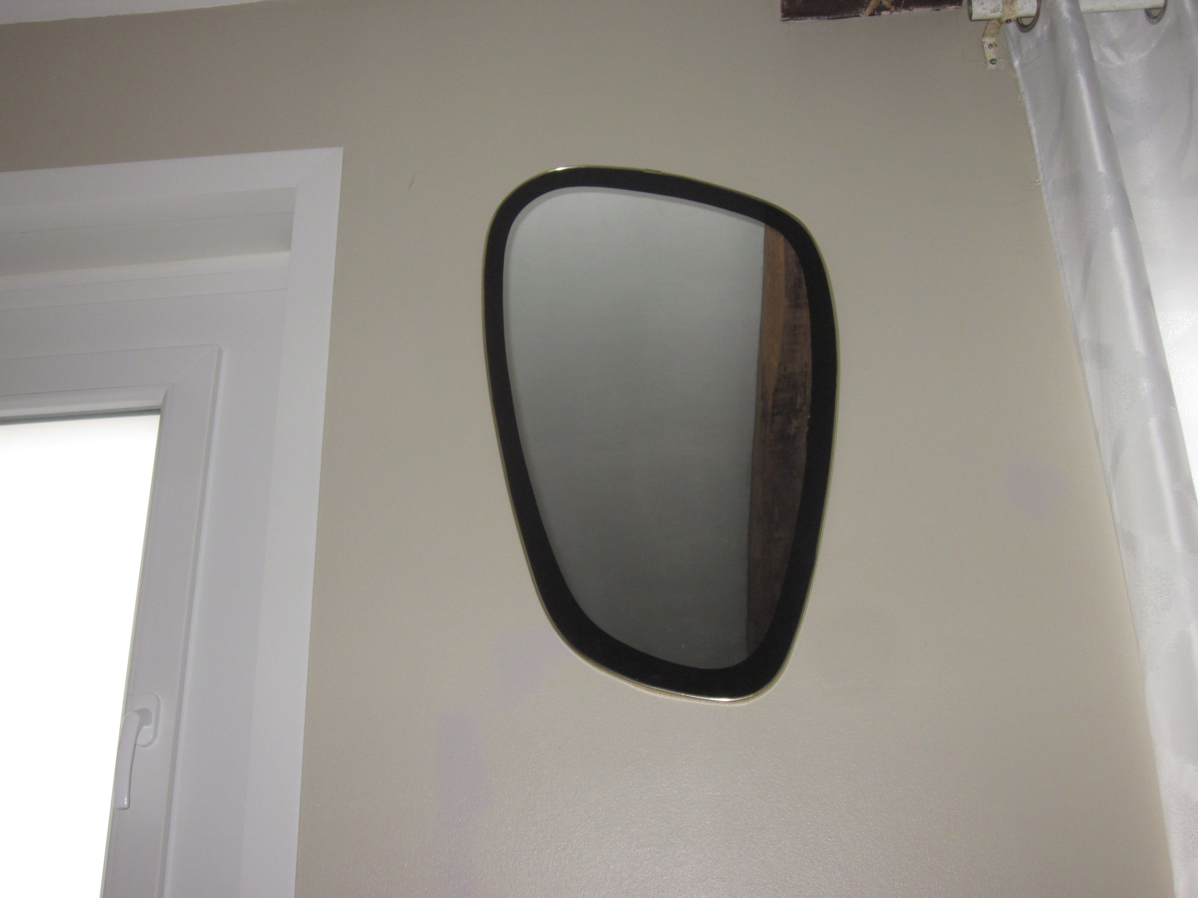 Asymmetrical mirror 50-60 years - 41x70cm